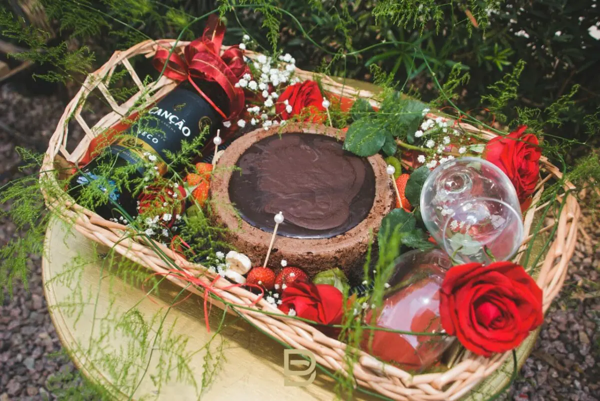 POR VOCÊ: Nó de Pinho oferece presentes diferenciados para o Dia dos Namorados