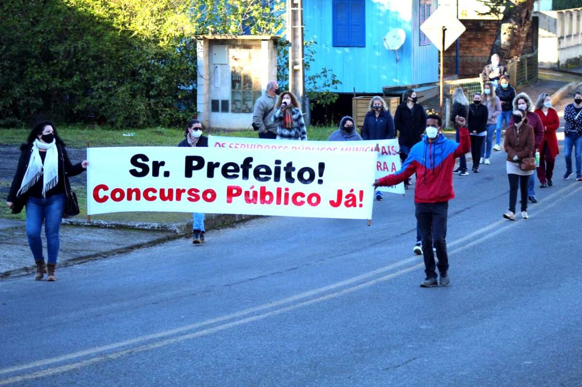 "Vamos continuar até que o prefeito pare de tentar justificar”, diz presidente do Sindicato dos Servidores Públicos