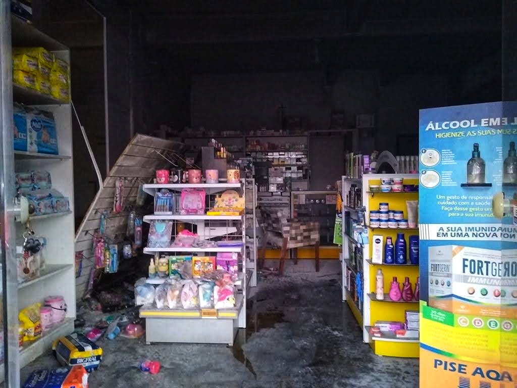 Com apoio de voluntários, bombeira comunitária evita grande prejuízo em incêndio em Nova Veneza 1 Com apoio de voluntários, bombeira comunitária evita grande prejuízo em incêndio em Nova Veneza