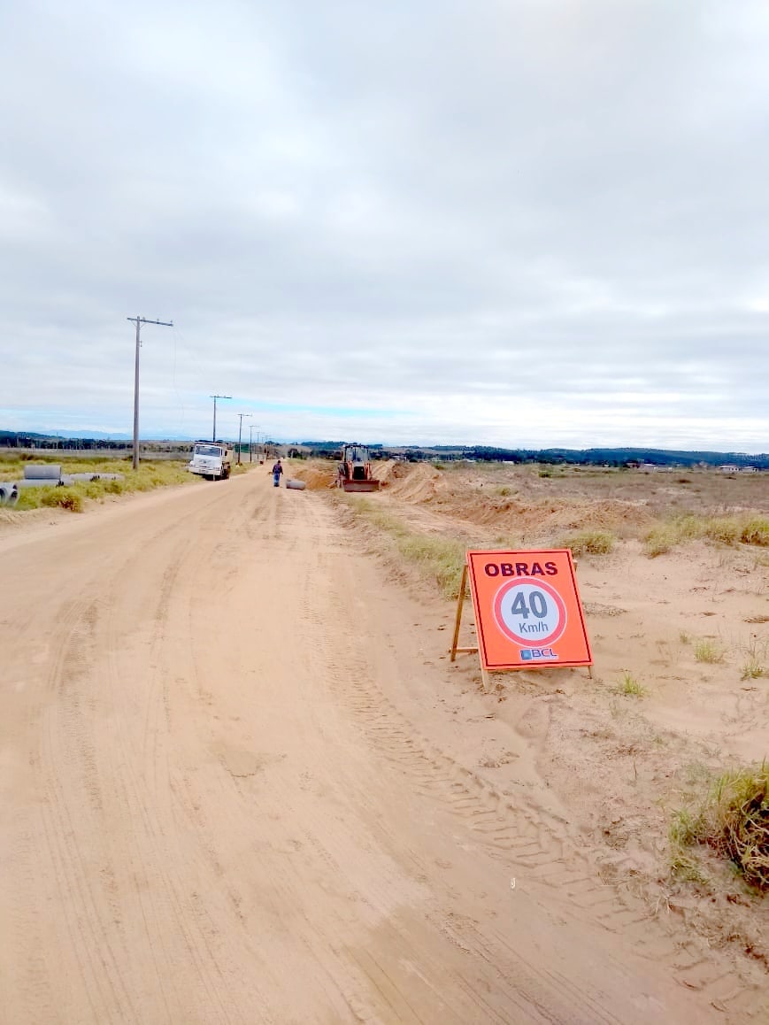 Iniciam as obras de pavimentação do acesso à Plataforma Sul