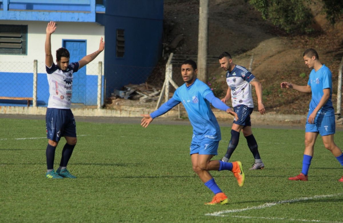 Caravaggio empata em jogo-treino na Montanha