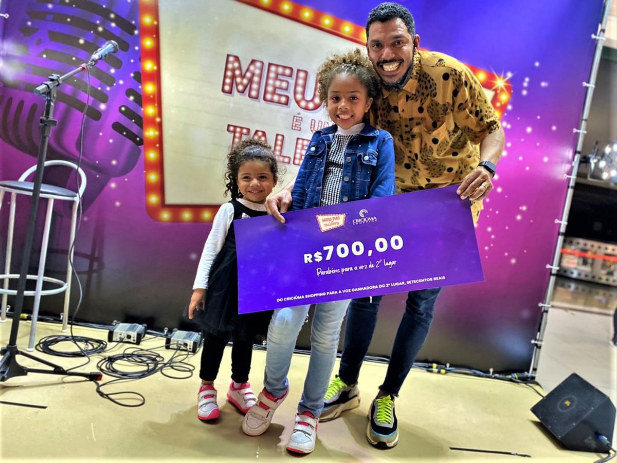 Criciúma Shopping premia pais cantores mais talentosos