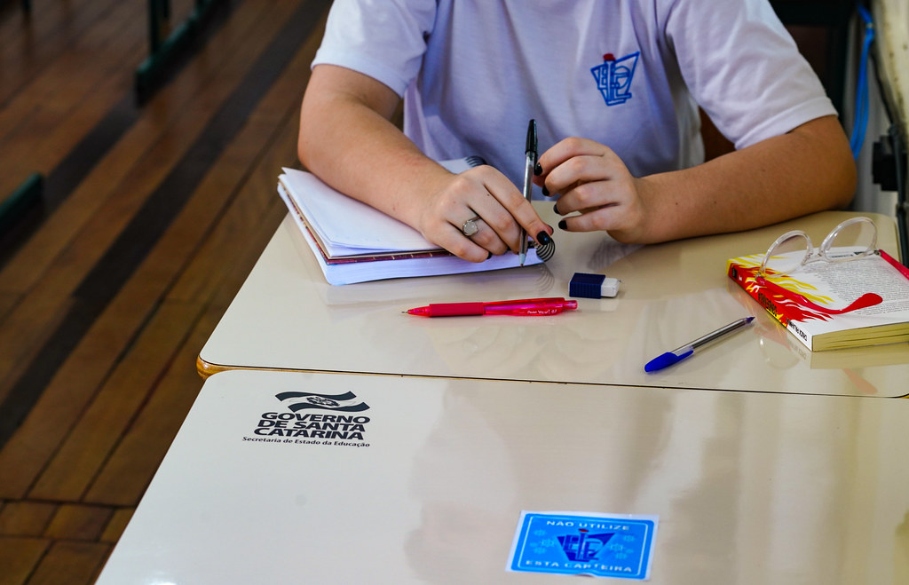 Governador lança Programa Bolsa Estudante para combater a evasão escolar