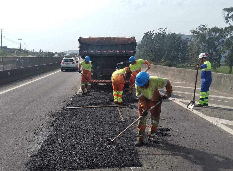 CCR ViaCosteira informa cronograma semanal de obras na BR-101 Sul