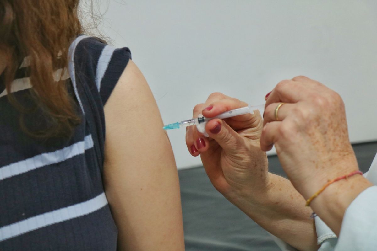 Nova Veneza organiza aplicação de dose de reforço contra a Covid-19 em idosos 1 Nova Veneza organiza aplicação de dose de reforço contra a Covid-19 em idosos