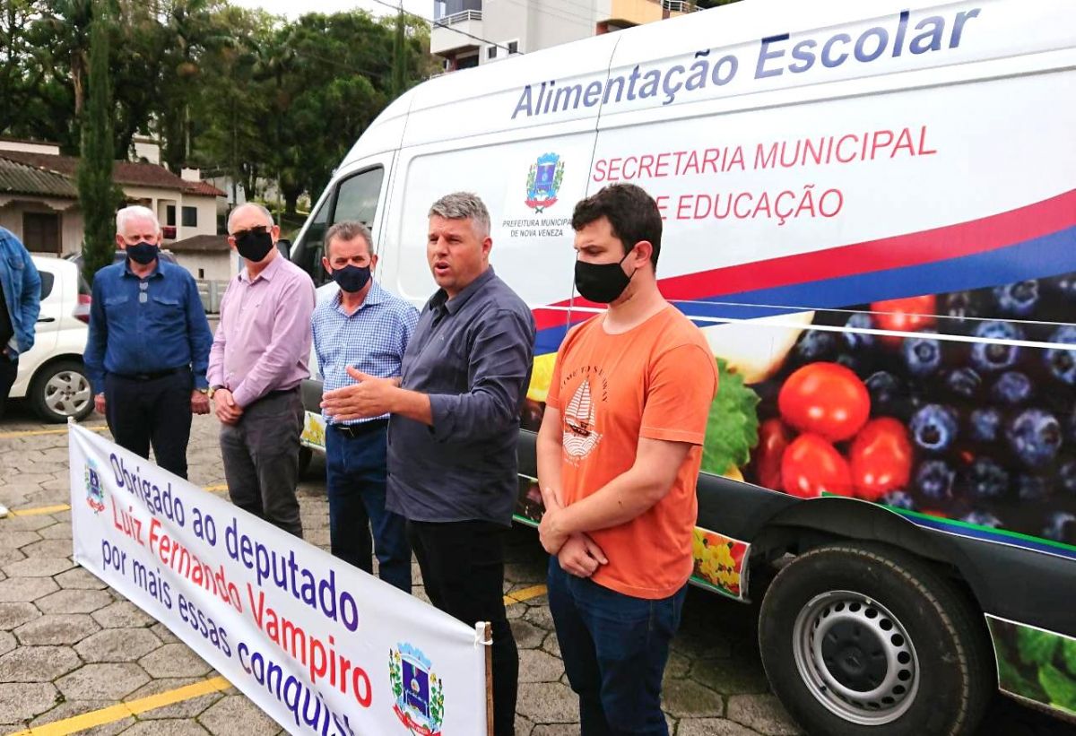 Vampiro envia mais um veículo para a Secretaria de Educação de Nova Veneza 1 Vampiro envia mais um veículo para a Secretaria de Educação de Nova Veneza