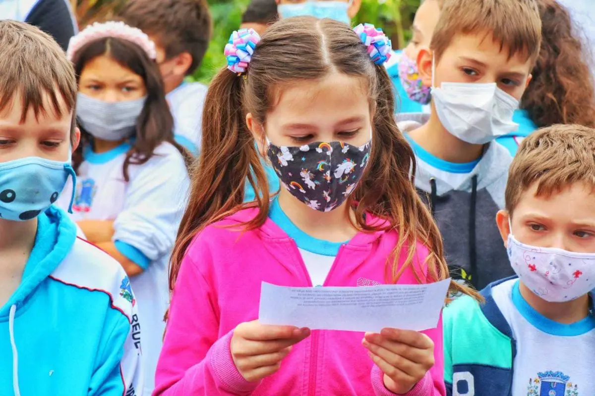 Programa Escola Amiga: alunos são introduzidos na educação ambiental