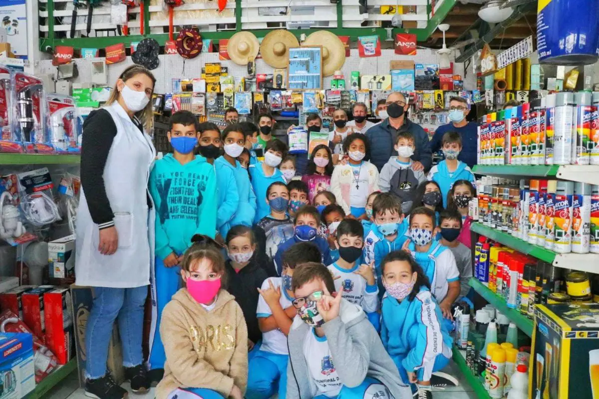 Programa Escola Amiga: alunos são introduzidos na educação ambiental