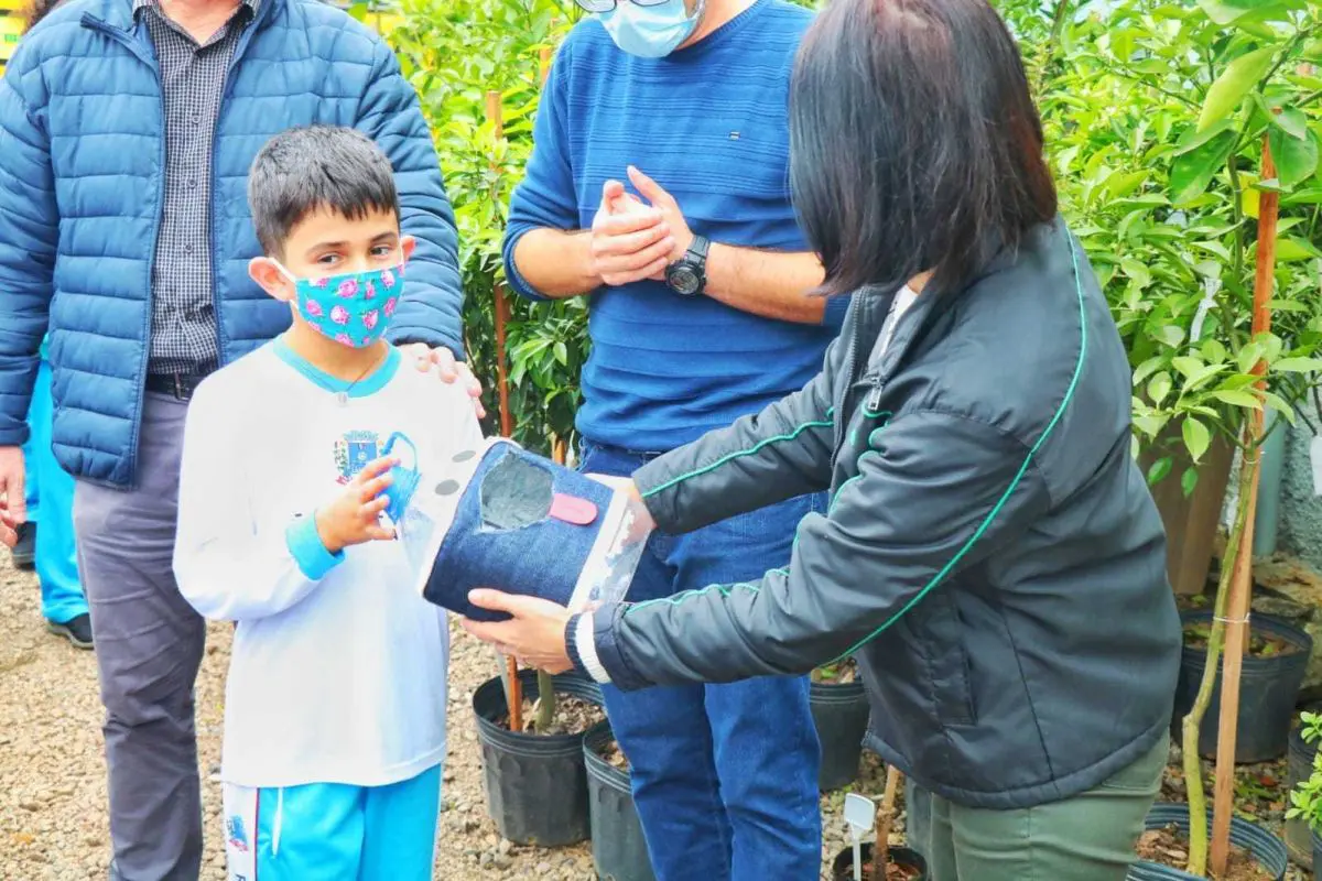 Programa Escola Amiga: alunos são introduzidos na educação ambiental