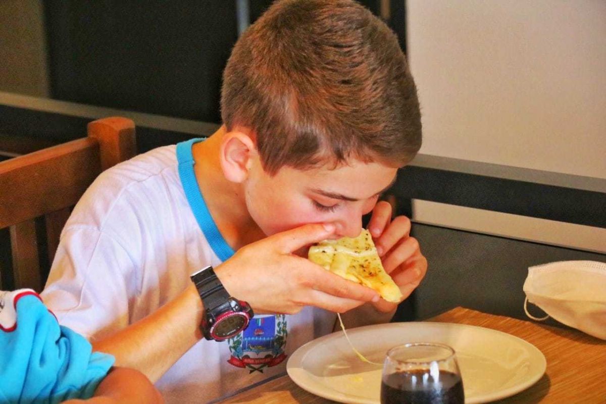 Rifa da Fazendinha: alunos vão à pizzaria
