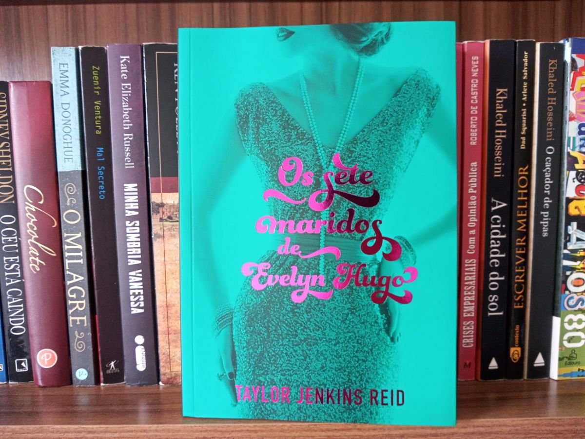 Resenha do livro Os Sete Maridos de Evelyn Hugo: e o que ela fez por amor 1 Resenha do livro Os Sete Maridos de Evelyn Hugo: e o que ela fez por amor