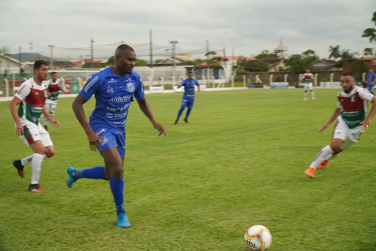 Wagnão destaca importância da torcida na luta para o acesso