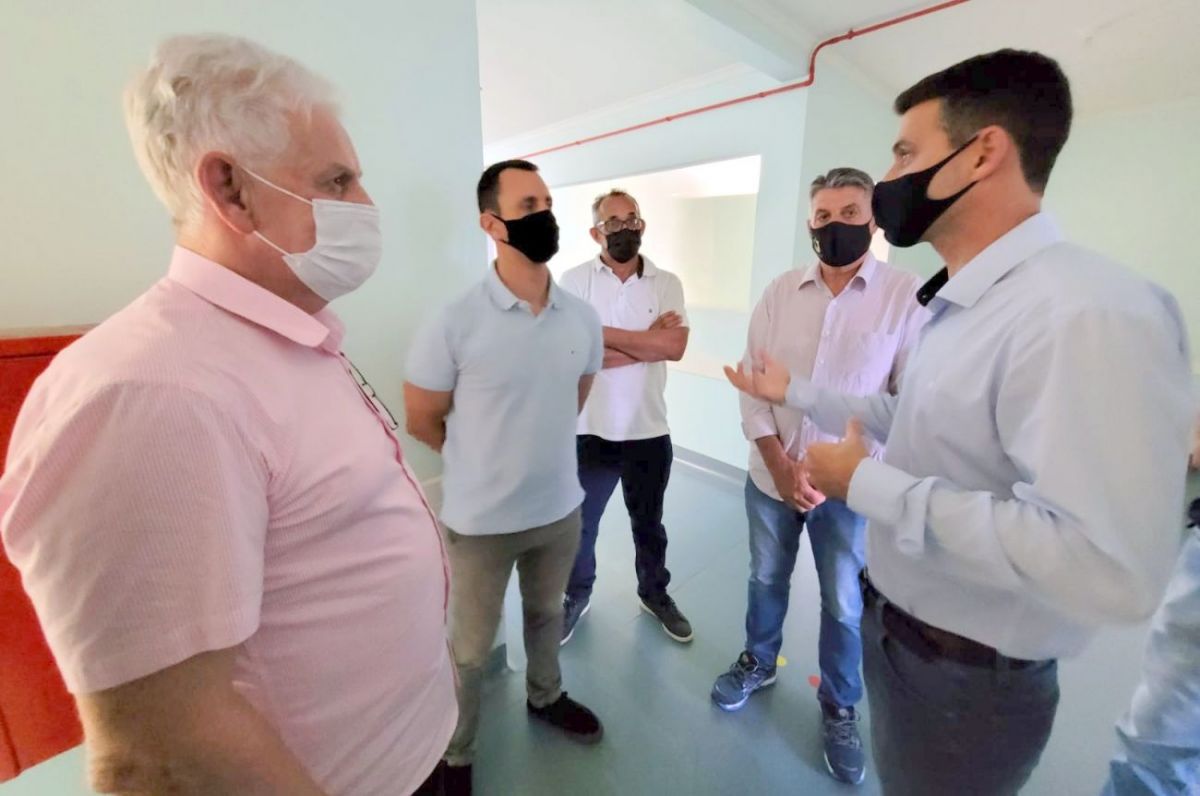 Progressistas conquistam dois aparelhos de Raio X para o Hospital São Marcos
