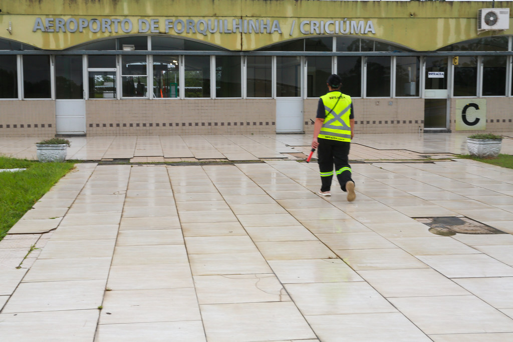 Em Forquilhinha, governador confirma melhorias no aeroporto e mais R$ 61 milhões para municípios 3 Em Forquilhinha, governador confirma melhorias no aeroporto e mais R$ 61 milhões para municípios