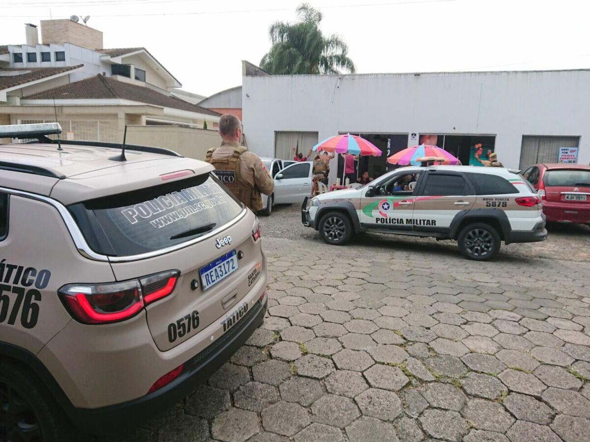 Polícia Militar em Nova Veneza
