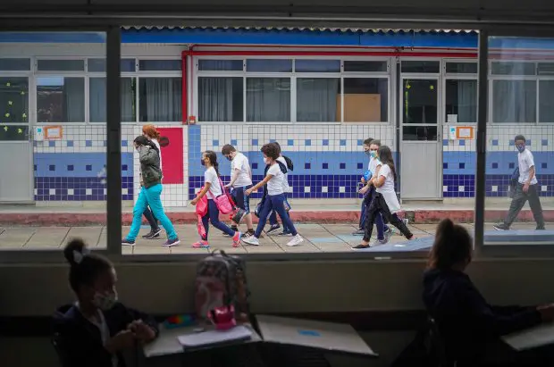 Entenda os regramentos vigentes em Santa Catarina para retorno das aulas presenciais