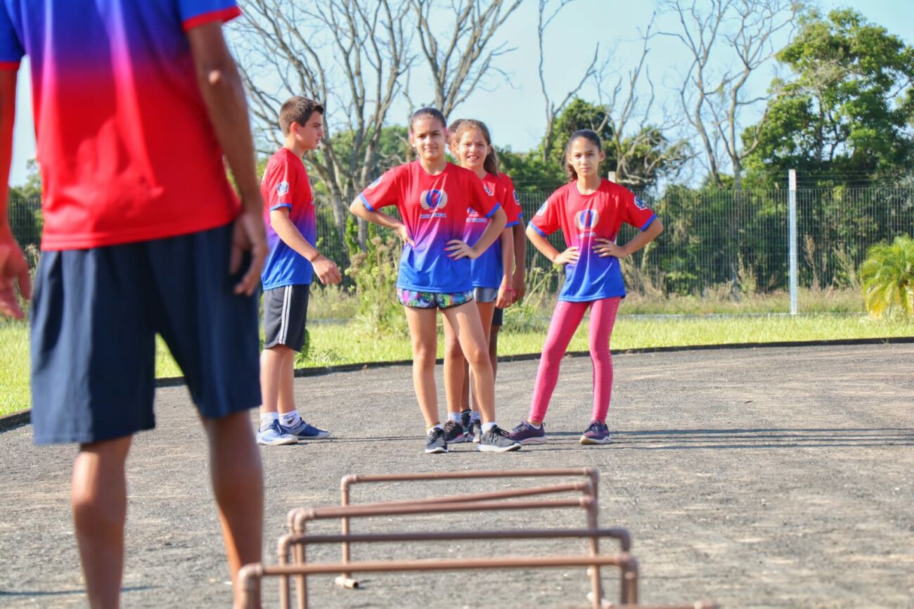 <strong>Com 20 medalhas conquistadas em 2021, escolinha de atletismo retoma atividades</strong> 4 <strong>Com 20 medalhas conquistadas em 2021, escolinha de atletismo retoma atividades</strong>