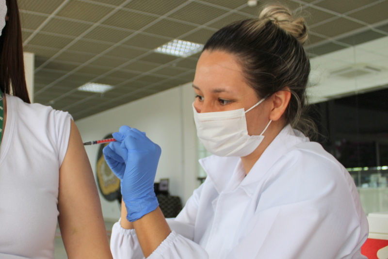 <strong>Campus da Unesc tem vacinação contra a Covid</strong> 1 <strong>Campus da Unesc tem vacinação contra a Covid</strong>