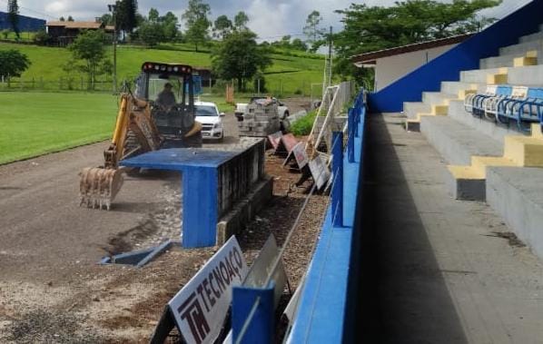 Obras seguem sendo realizadas no Estádio da Montanha 3 Obras seguem sendo realizadas no Estádio da Montanha