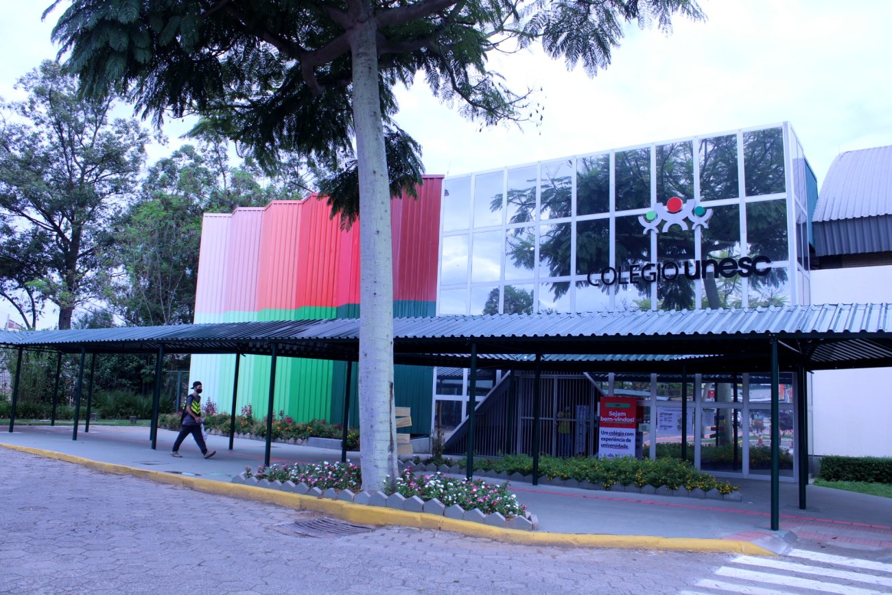 Colégio Unesc 30 anos: Os primórdios e a evolução 3 Colégio Unesc 30 anos: Os primórdios e a evolução