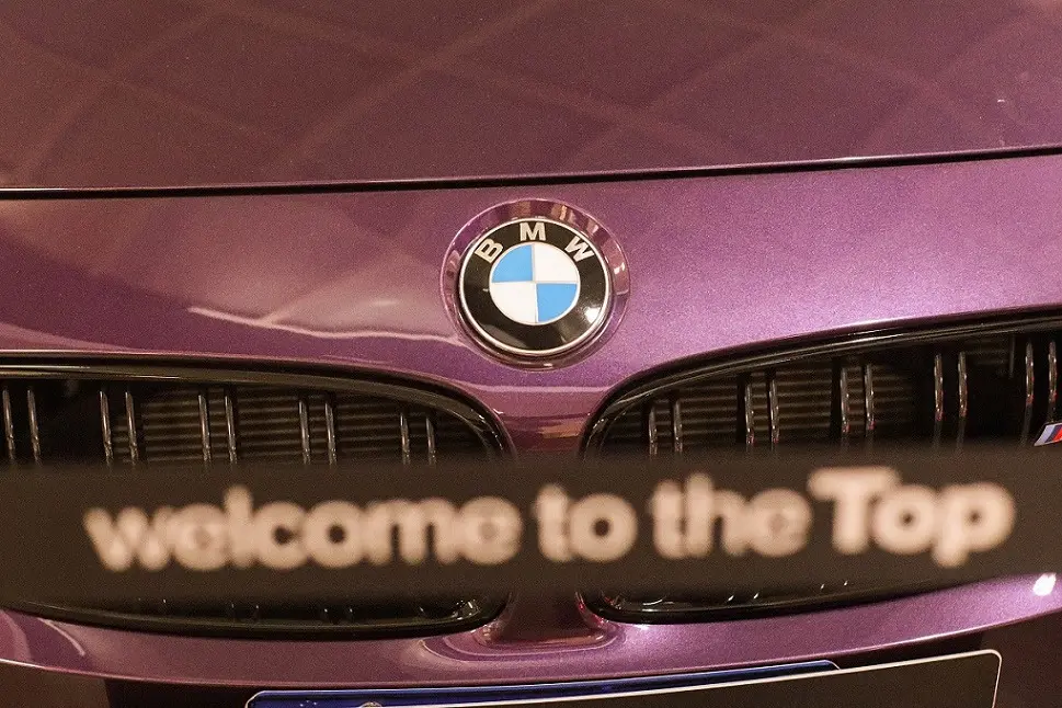 Criciúma Shopping recebe exposição de carros da marca BMW