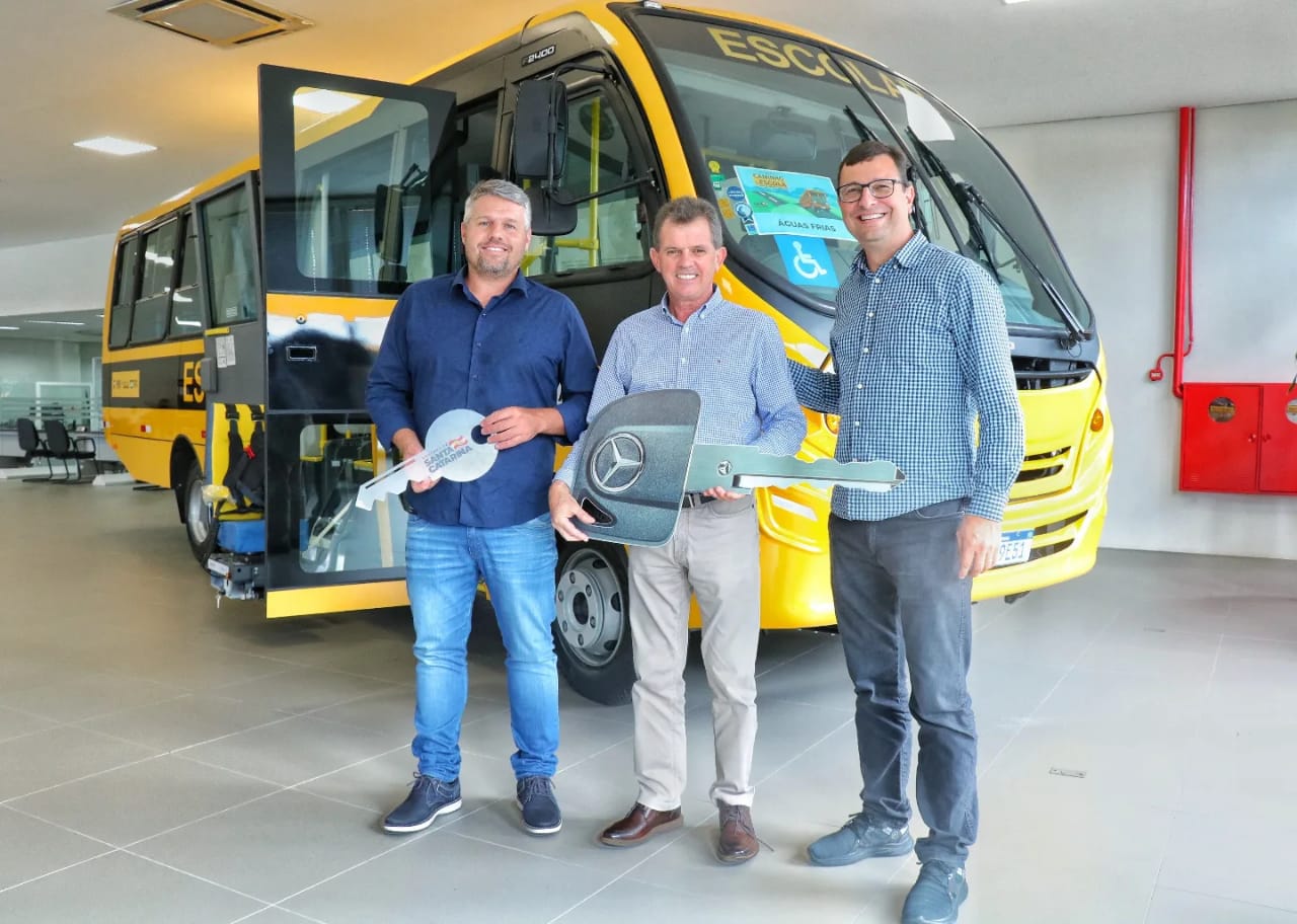 Nova Veneza é contemplada com ônibus escolar 1 Nova Veneza é contemplada com ônibus escolar