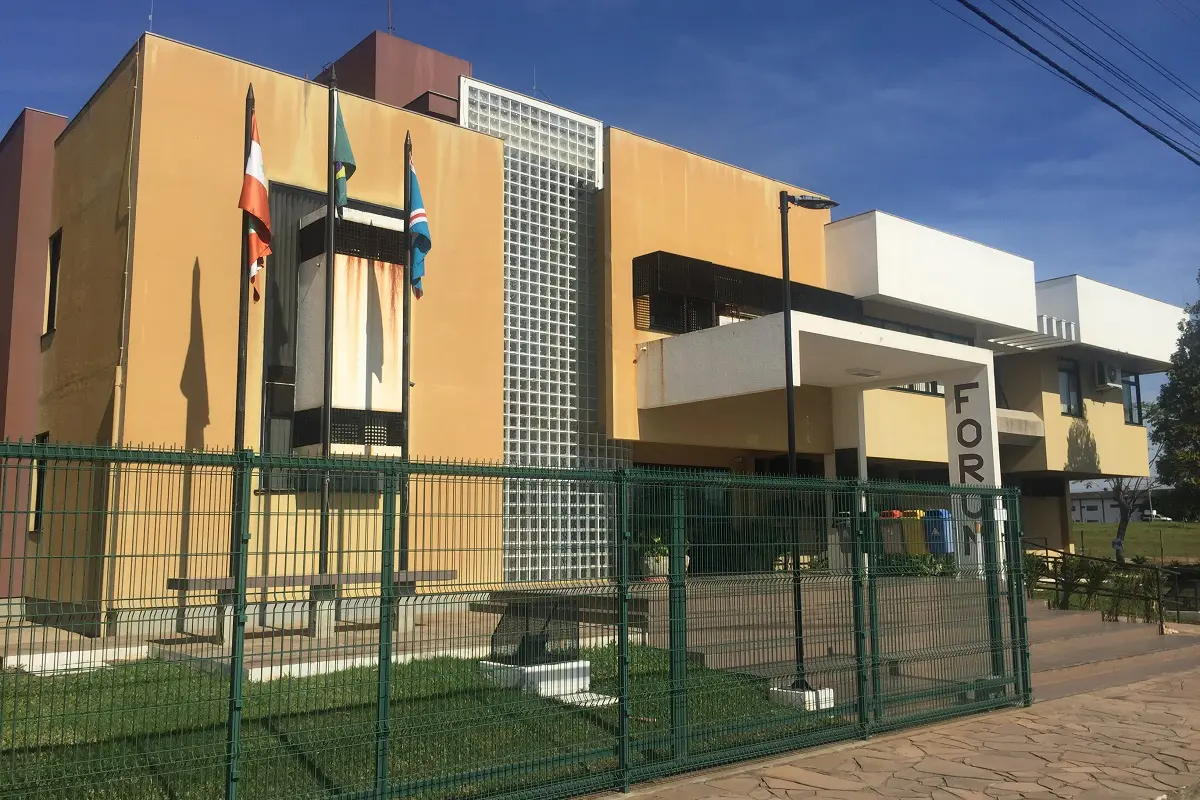 Justiça condena quatro réus por fraudes em licitações no sul de Santa Catarina
