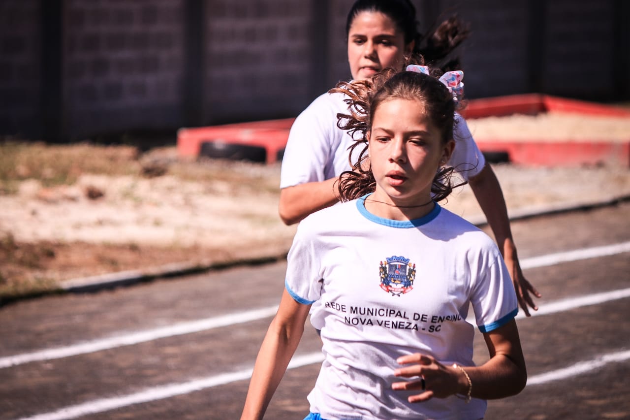 DME realiza primeira etapa dos Jogos Escolares Venezianos 3 DME realiza primeira etapa dos Jogos Escolares Venezianos