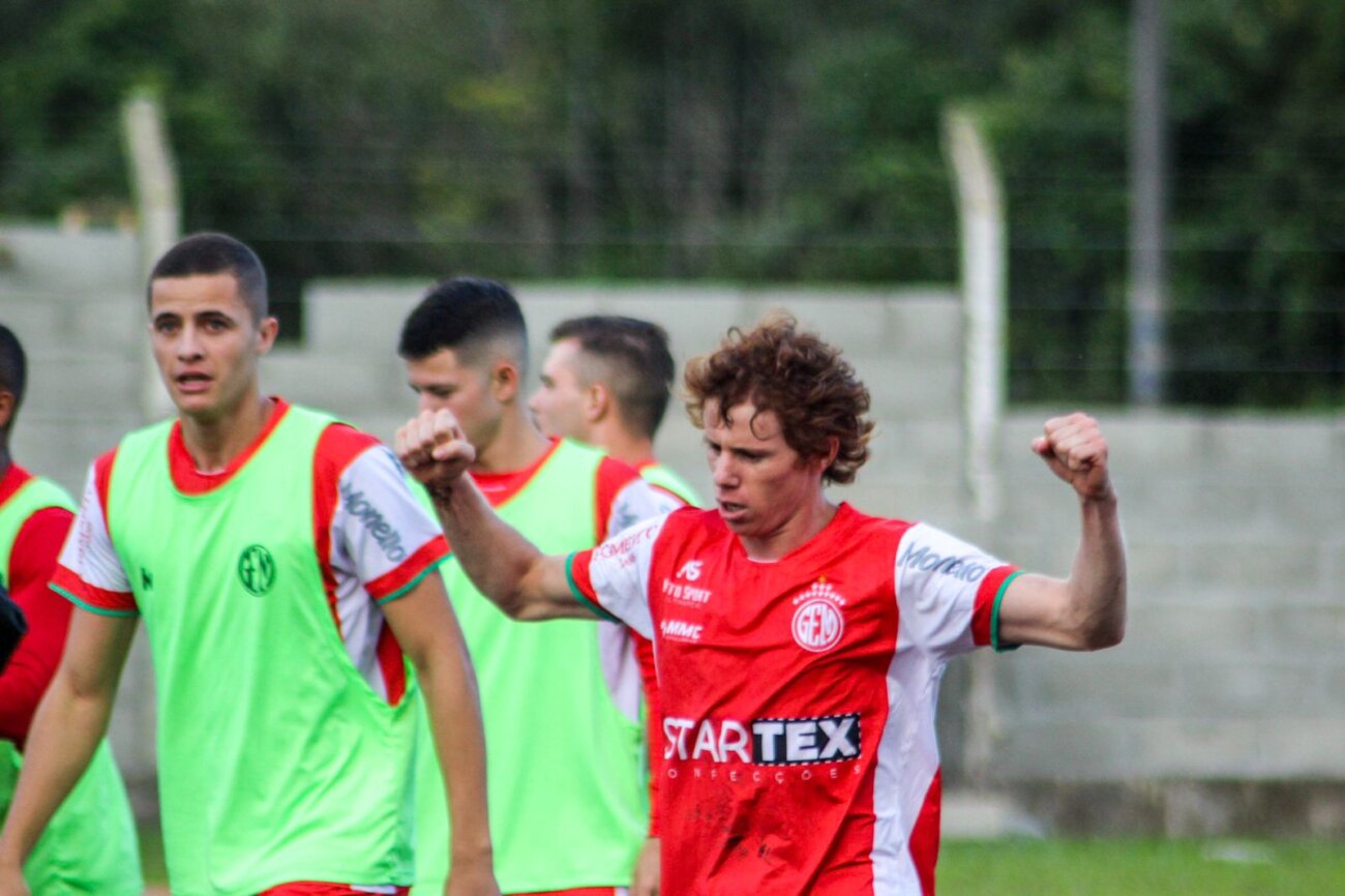 Metrô goleia o 7 de Setembro pela Copa Sul 1 Metrô goleia o 7 de Setembro pela Copa Sul