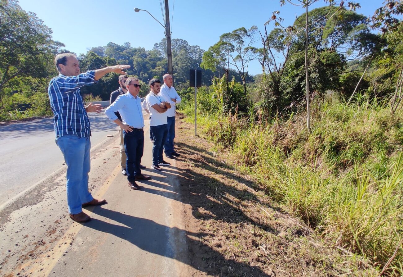 Casan e Prefeitura discutem a execução do Sistema de tratamento de esgoto 1 Casan e Prefeitura discutem a execução do Sistema de tratamento de esgoto