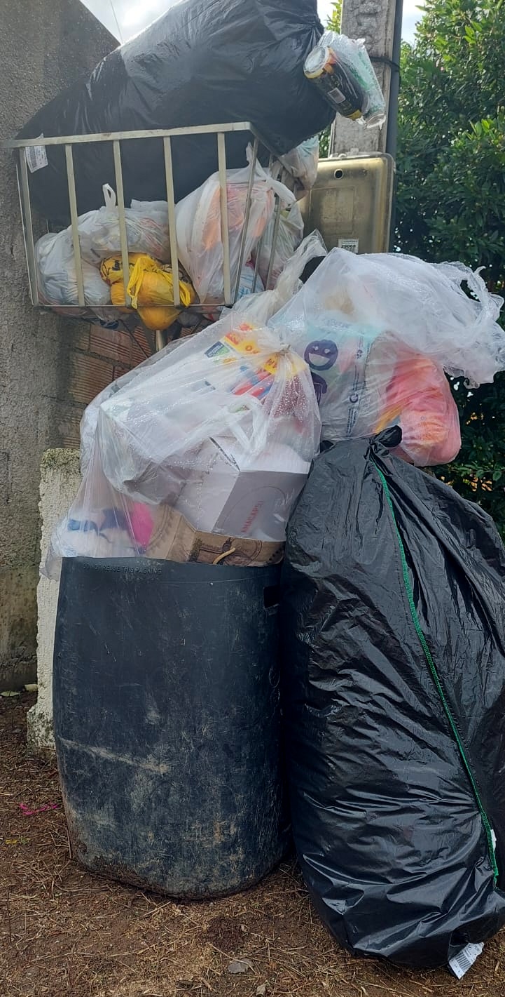 Moradores reclamam da falta de coleta de lixo em Nova Veneza 1 Falta de coleta de lixo em Nova Veneza