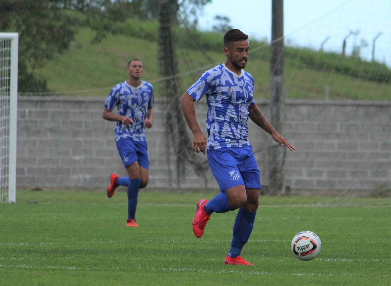 Caravaggio encara o Sub-20 do Grêmio em jogo-treino 2 Caravaggio encara o Sub-20 do Grêmio em jogo-treino