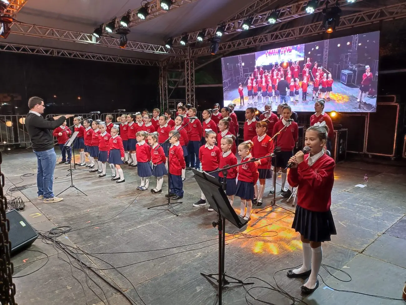 Pequenos Peregrinos encantam público da 71ª Festa de Nossa Senhora de Caravaggio