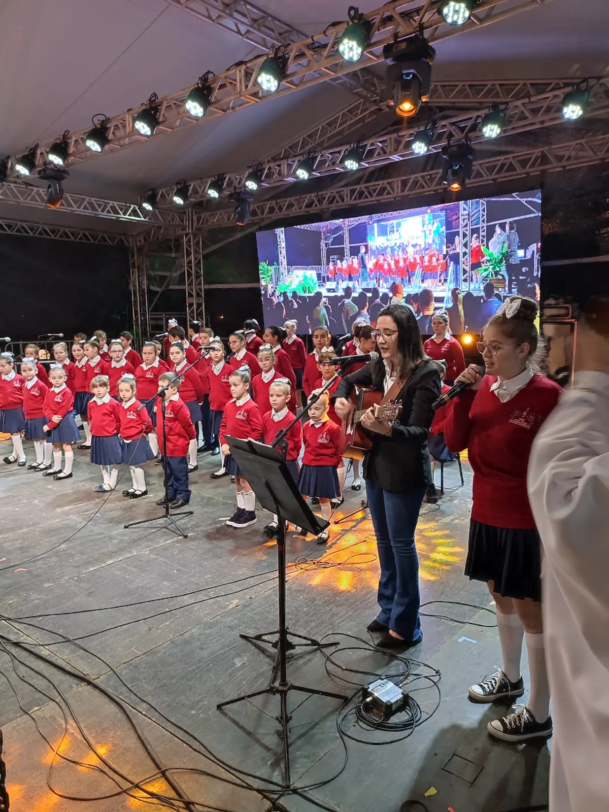Pequenos Peregrinos encantam público da 71ª Festa de Nossa Senhora de Caravaggio