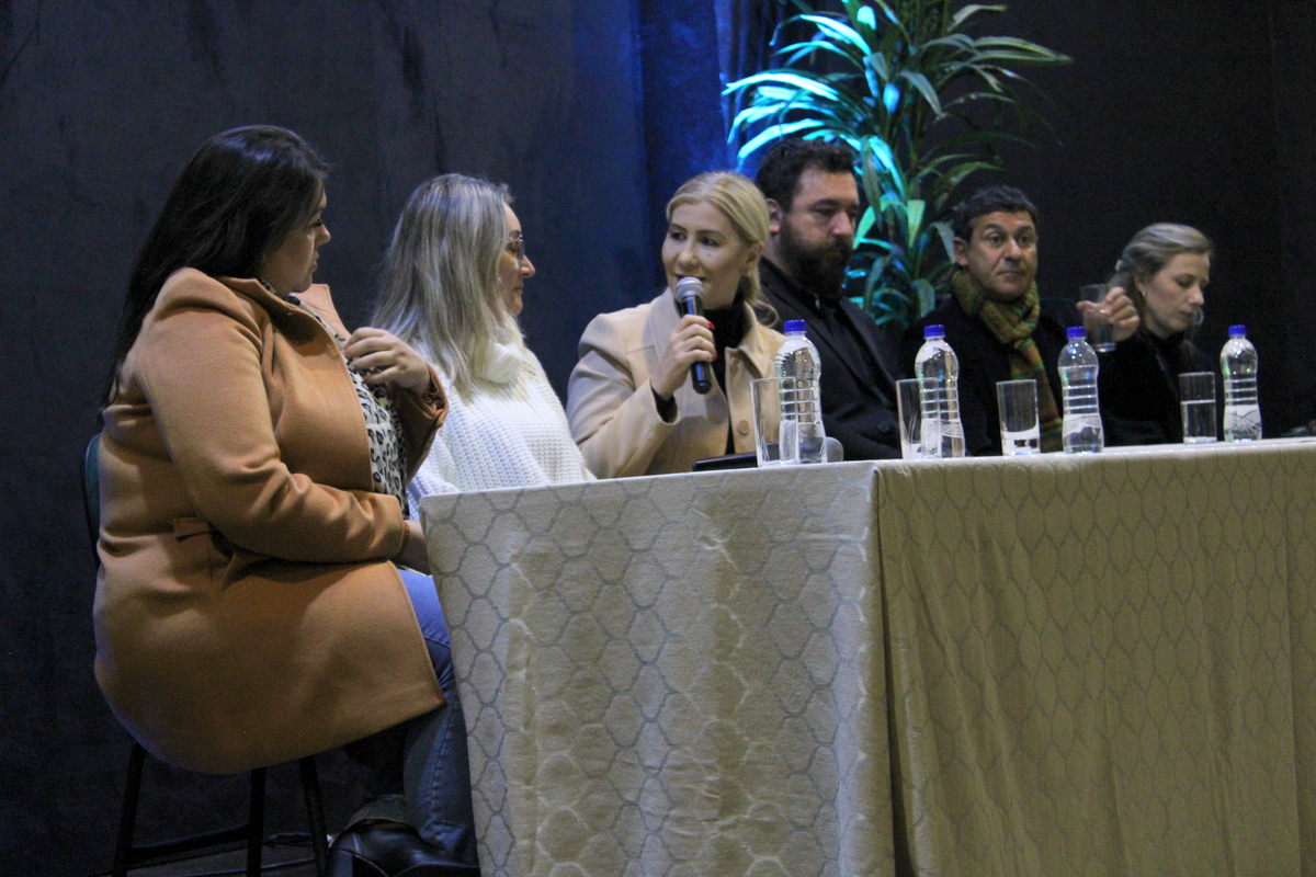 Dor crônica em debate durante simpósio realizado na Unesc 5 Dor crônica em debate durante simpósio realizado na Unesc