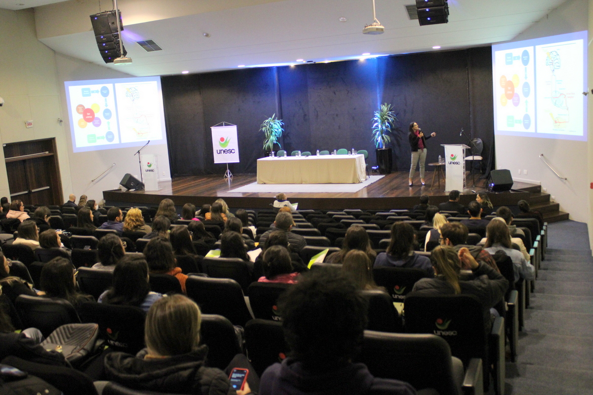 Dor crônica em debate durante simpósio realizado na Unesc 1 Dor crônica em debate durante simpósio realizado na Unesc
