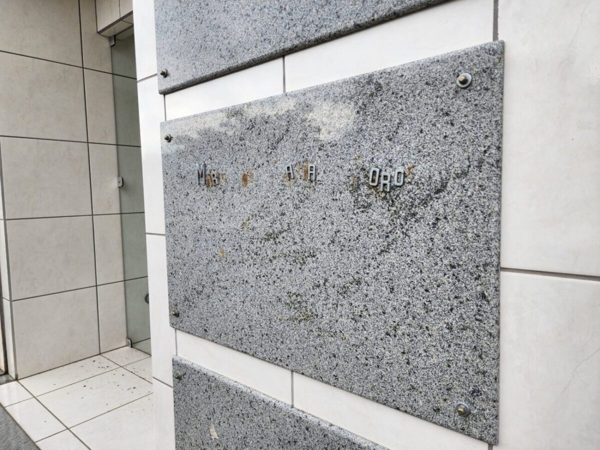 Famílias já podem recuperar na delegacia da Polícia Civil placas furtadas do cemitério 1 Famílias já podem recuperar na delegacia da Polícia Civil placas furtadas do cemitério