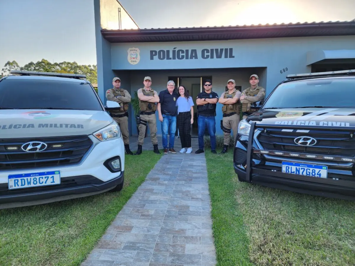 “Carlinhos Delegado” se aposenta após 38 anos como policial civil em Nova Veneza