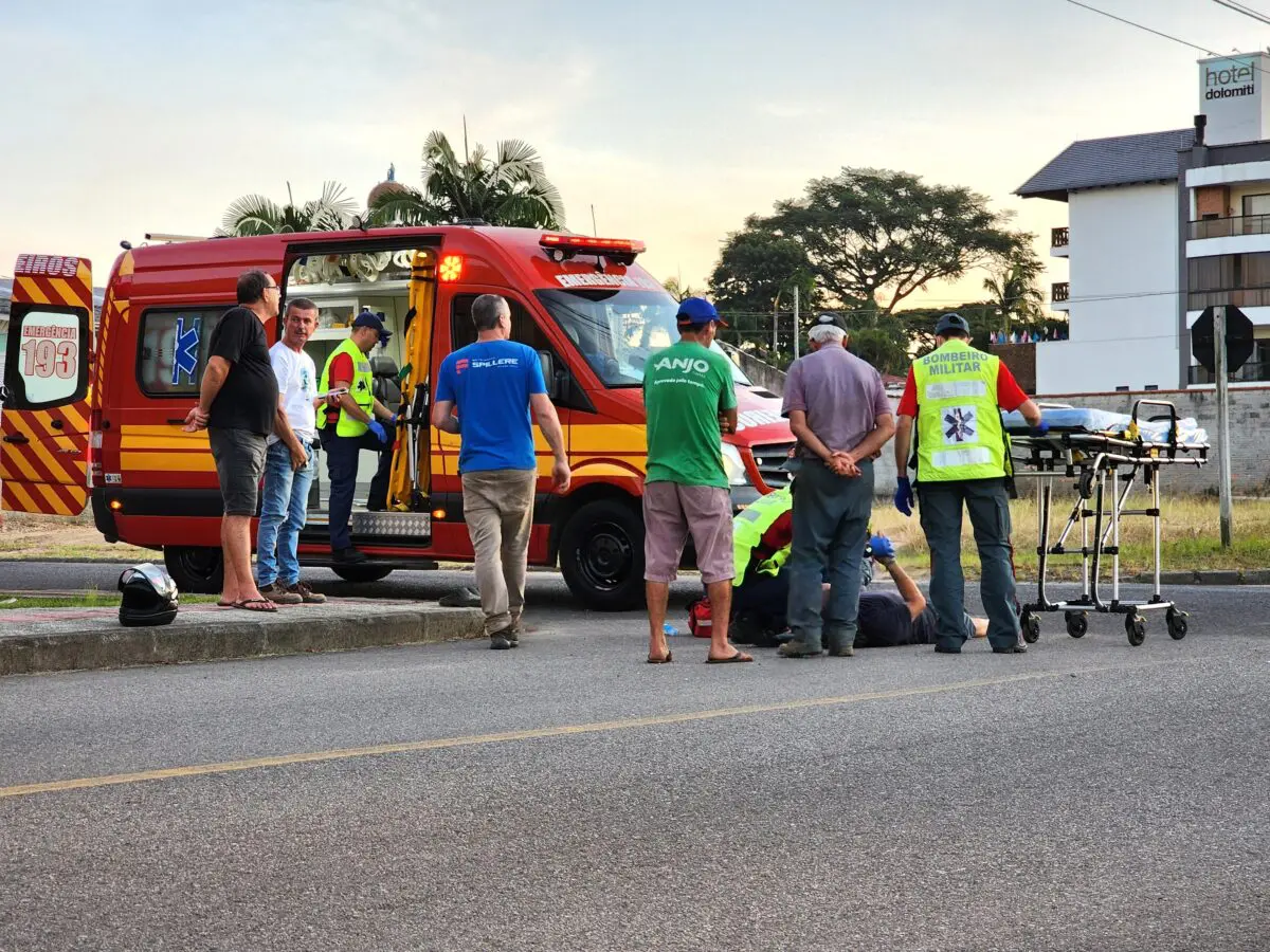 Acidente de trânsito no distrito de Caravaggio deixa motociclista ferido