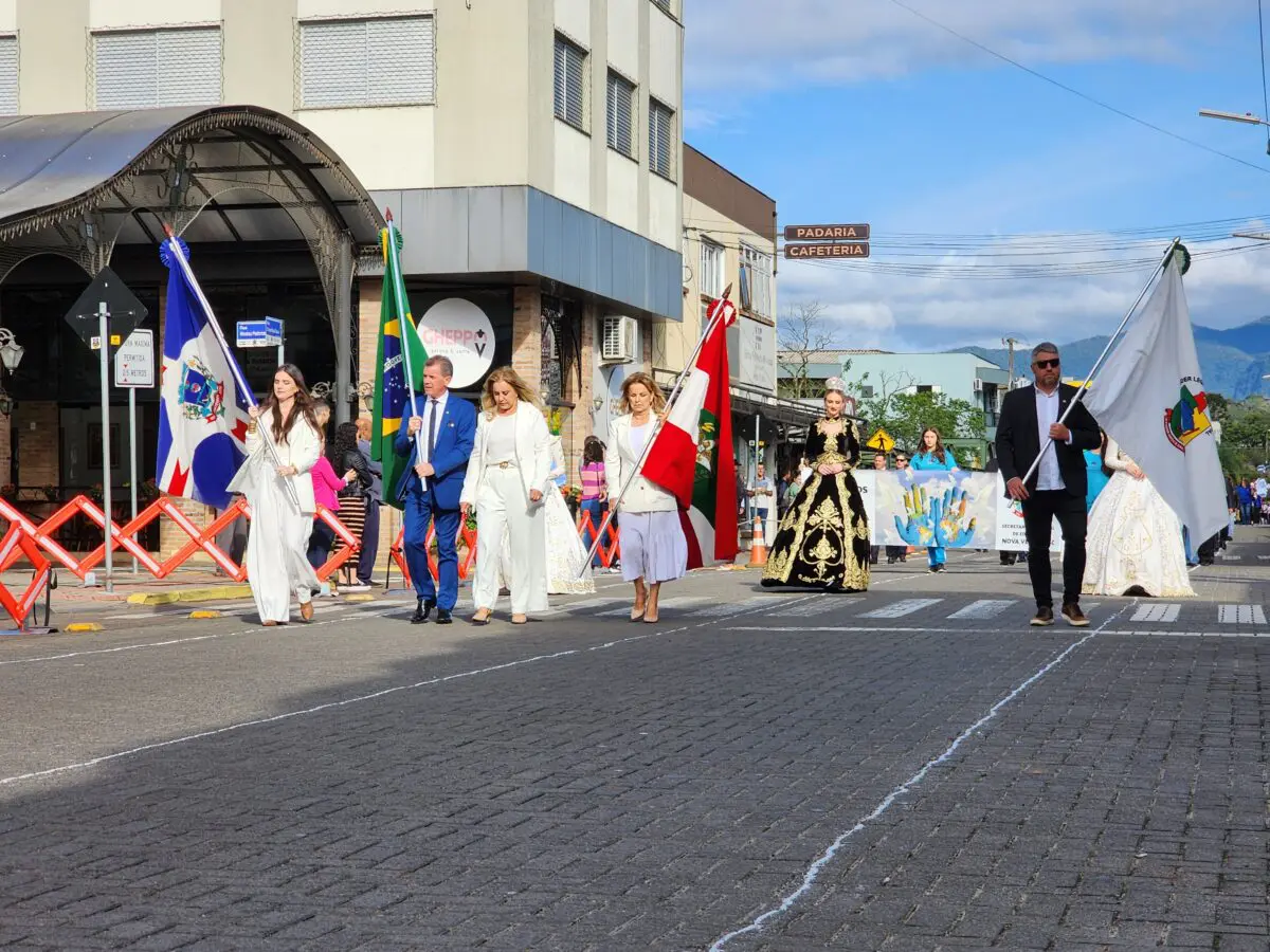 7 de Setembro: confira fotos do desfile em Nova Veneza