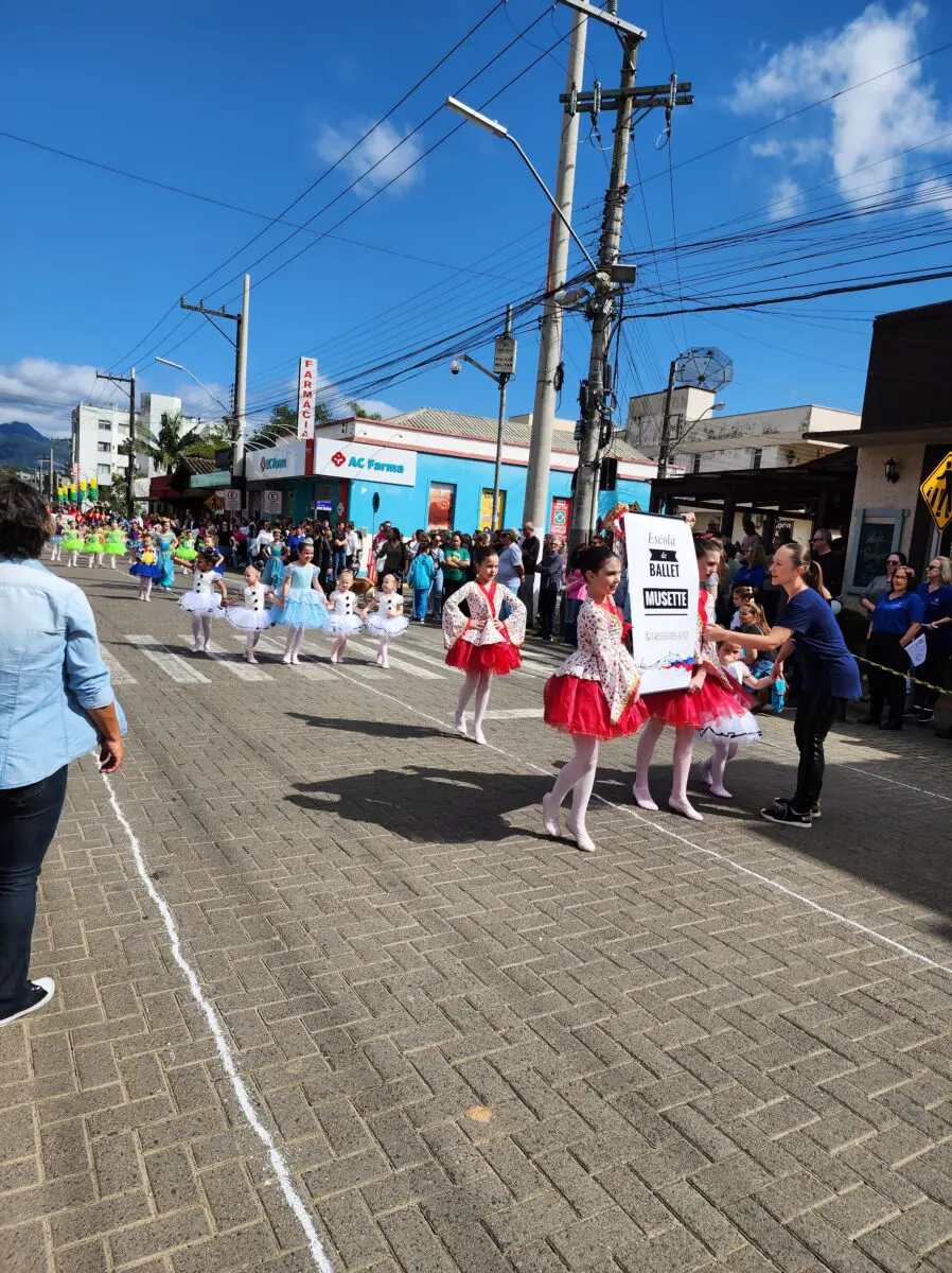 7 de Setembro: confira fotos do desfile em Nova Veneza