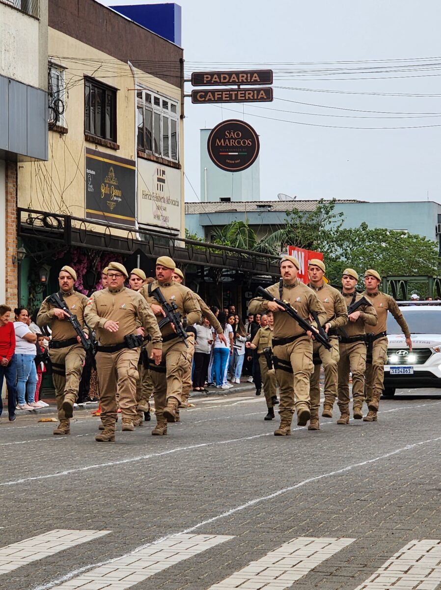 7 de Setembro: confira fotos do desfile cívico-militar em Nova Veneza