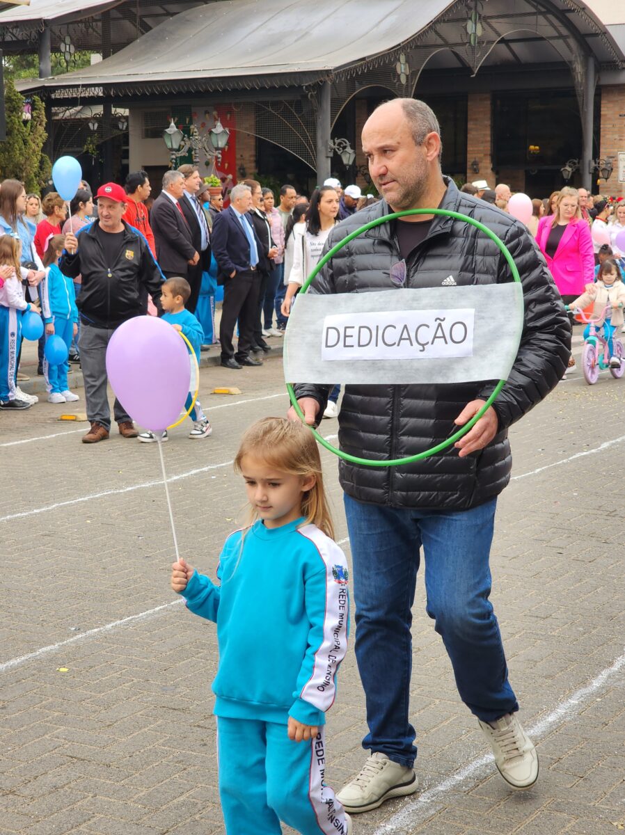 7 de Setembro: confira fotos do desfile cívico-militar em Nova Veneza