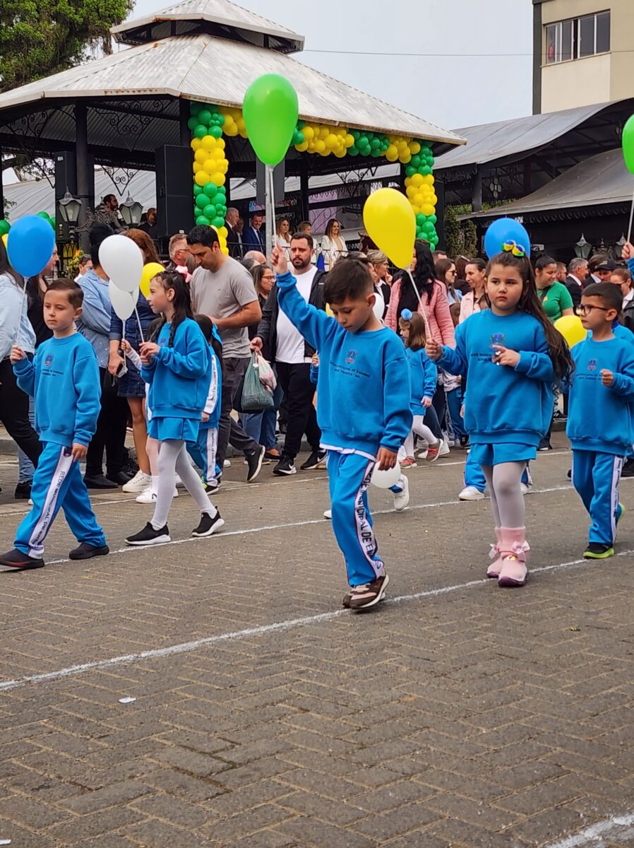 7 de Setembro: confira fotos do desfile cívico-militar em Nova Veneza