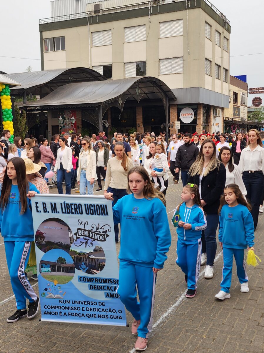 7 de Setembro: confira fotos do desfile cívico-militar em Nova Veneza