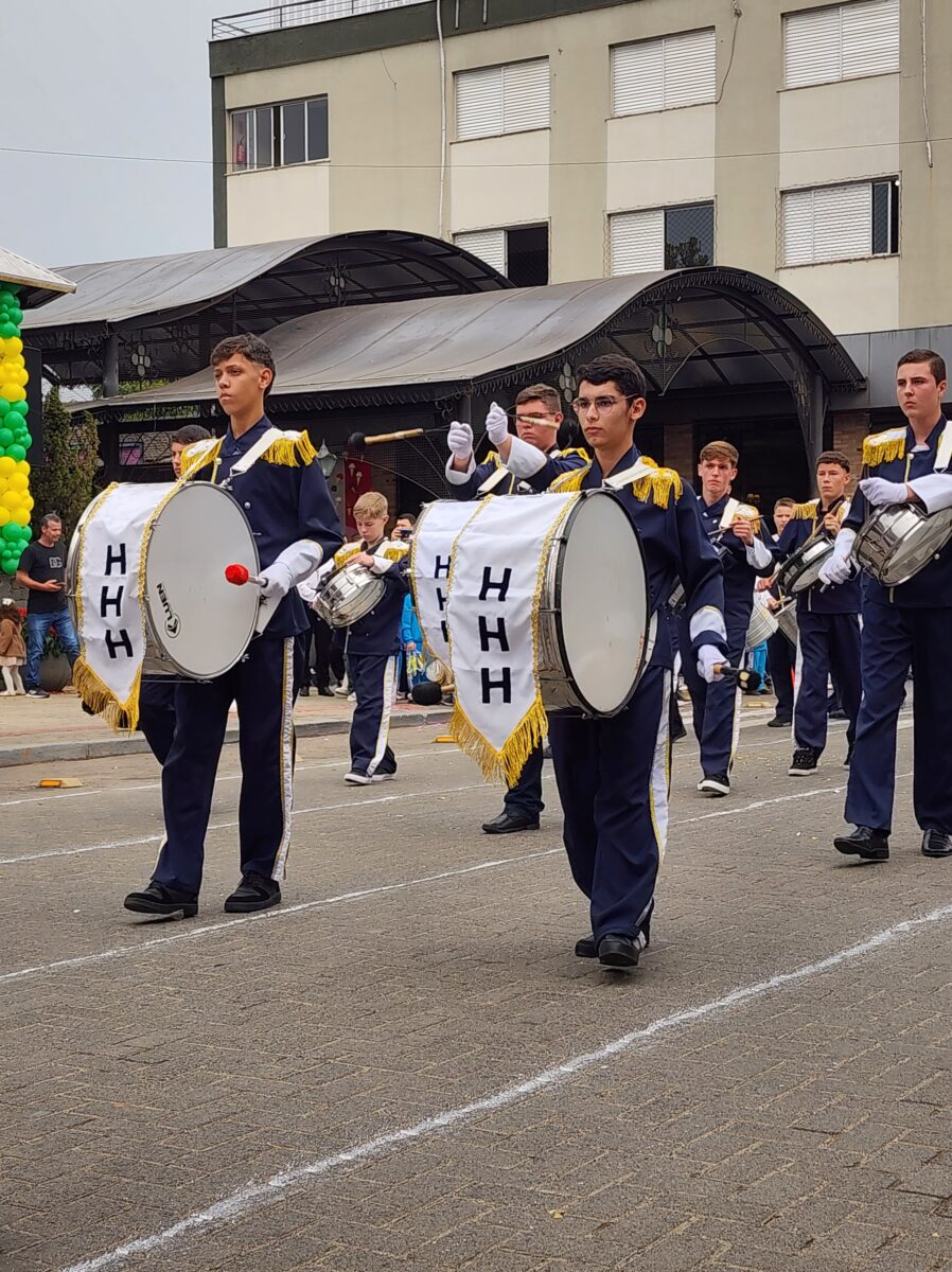 7 de Setembro: confira fotos do desfile cívico-militar em Nova Veneza
