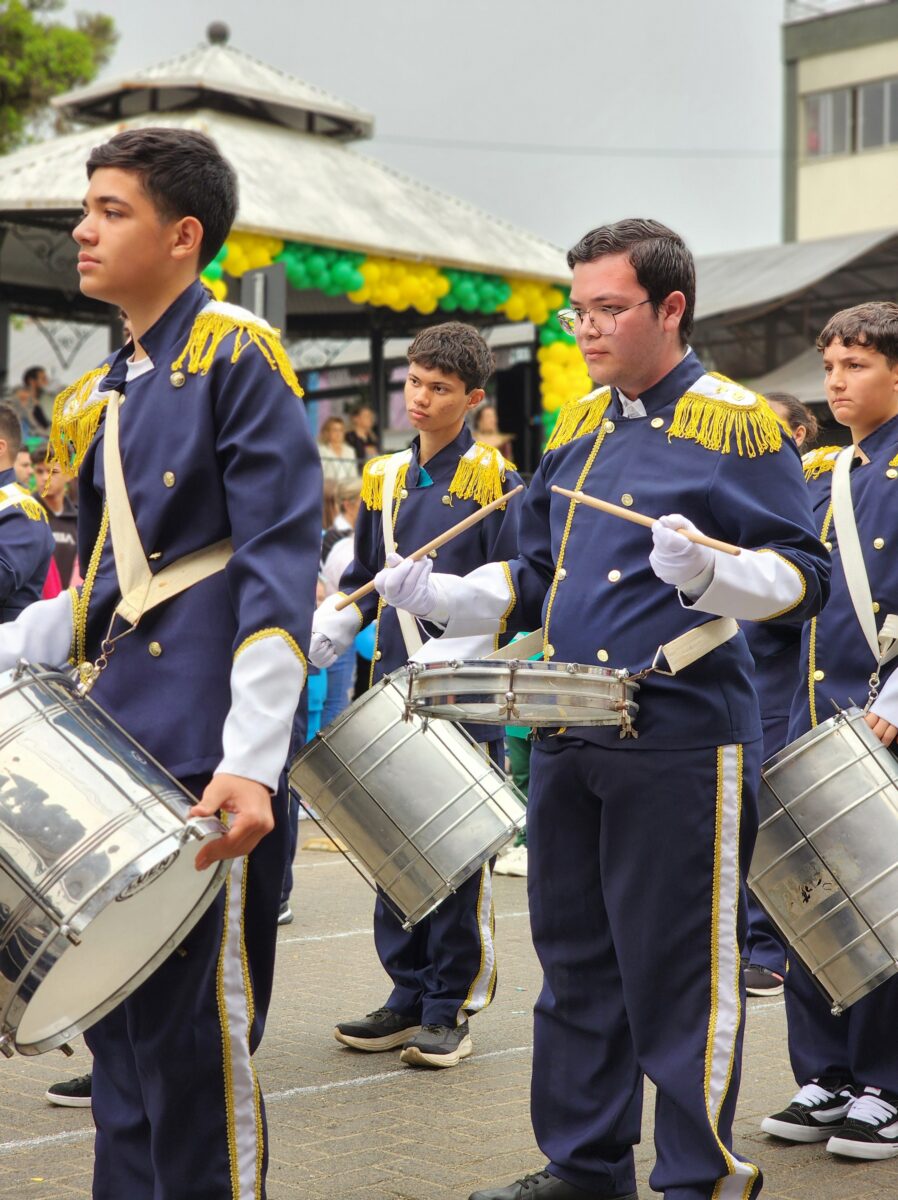 7 de Setembro: confira fotos do desfile cívico-militar em Nova Veneza