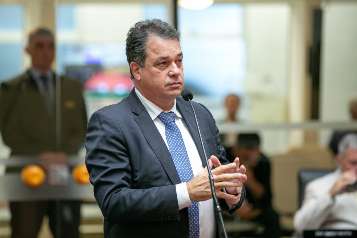 Por mais transparência, deputado Minotto solicita lista dos maiores devedores de impostos de SC 1 Por mais transparência, deputado Minotto solicita lista dos maiores devedores de impostos de SC