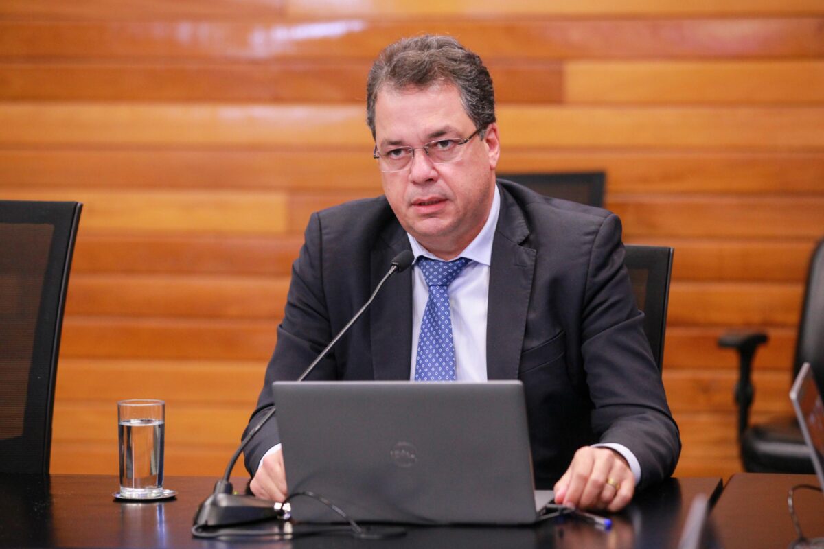 Deputado Minotto quer saber quantas e quais escolas estaduais possuem Habite-se 1 Deputado Minotto quer saber quantas e quais escolas estaduais possuem Habite-se