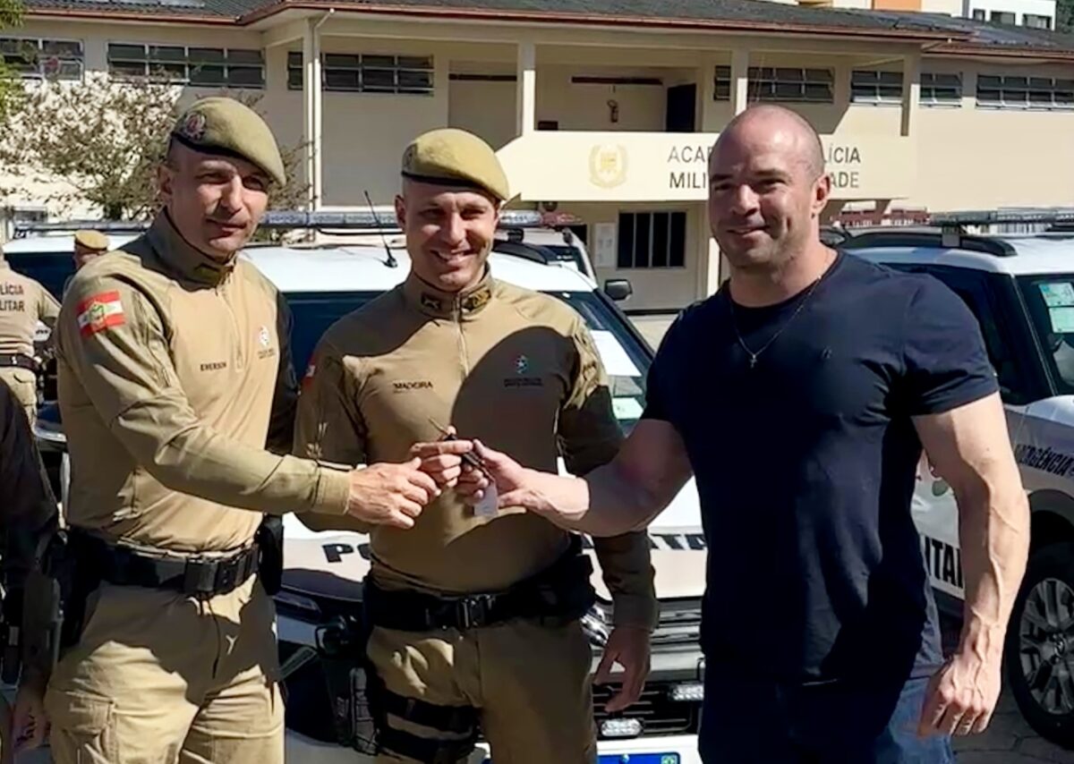 Polícia Militar em Nova Veneza recebe viatura 0km para reforçar a segurança no município 1 Polícia Militar em Nova Veneza recebe viatura 0km para reforçar a segurança no município
